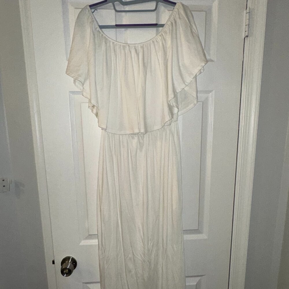 Off the shoulder maxi dress